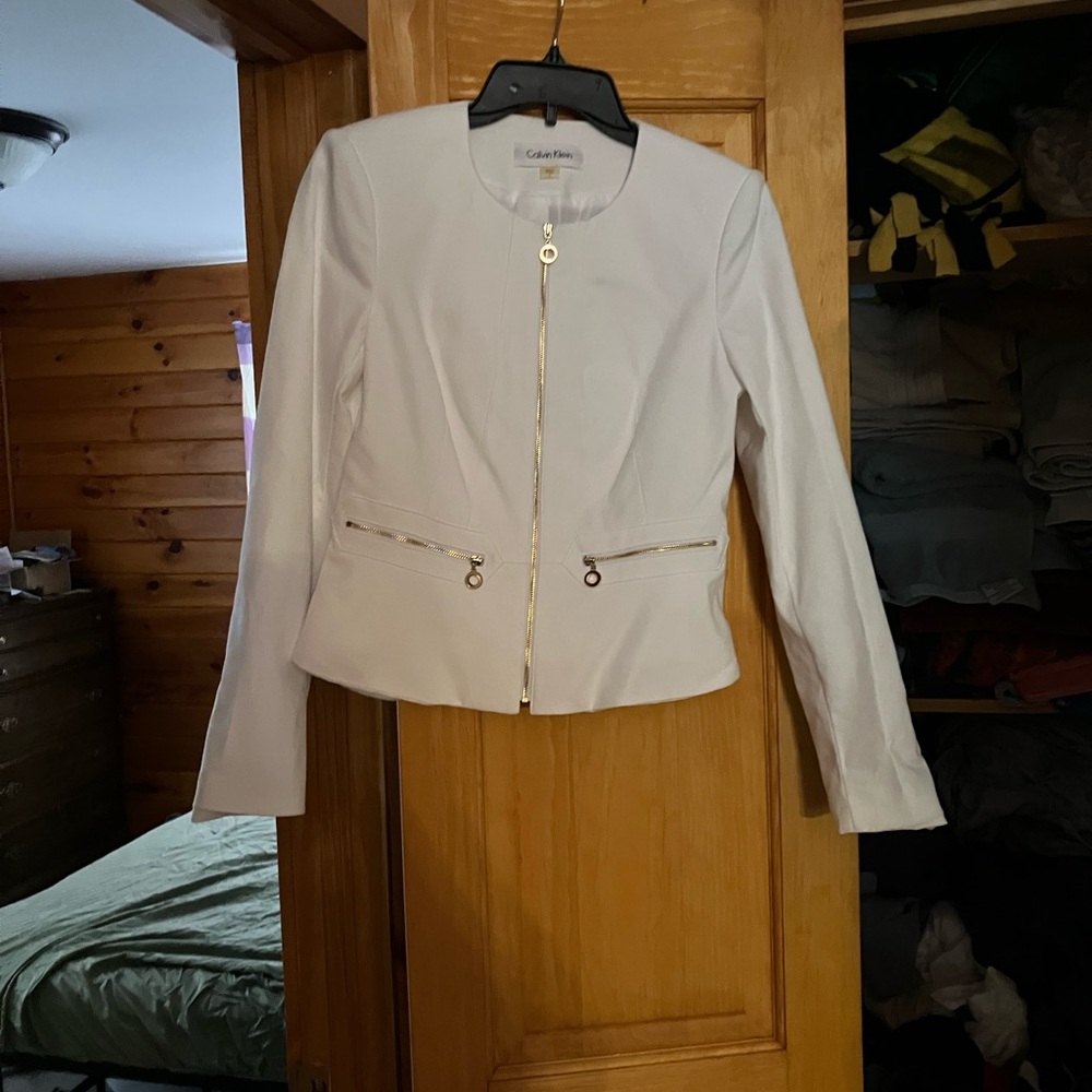 Calvin Klein Women's White blazer